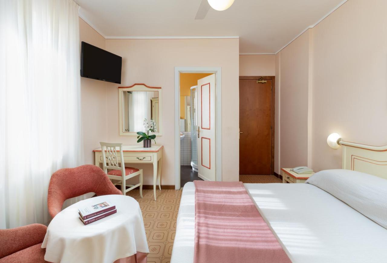 La Quiete Park Hotel Манерба дел Гарда Екстериор снимка