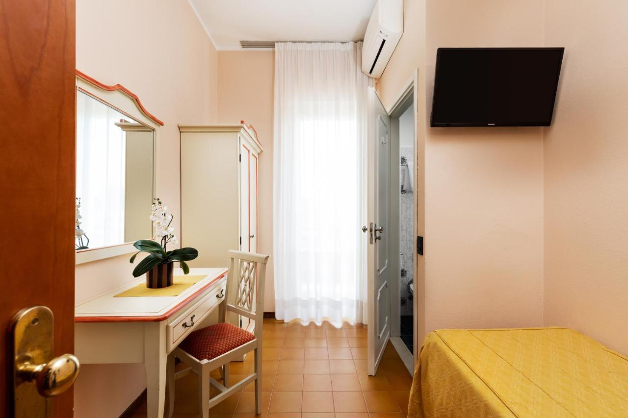 La Quiete Park Hotel Манерба дел Гарда Екстериор снимка