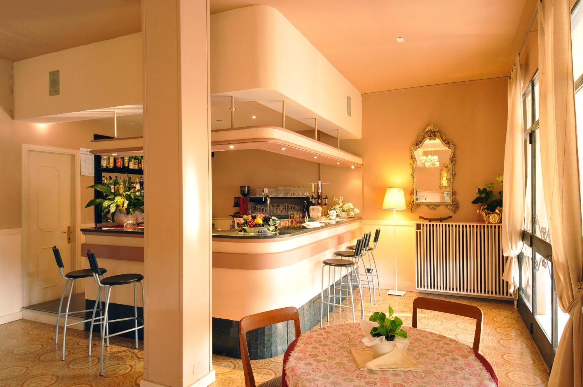 La Quiete Park Hotel Манерба дел Гарда Екстериор снимка