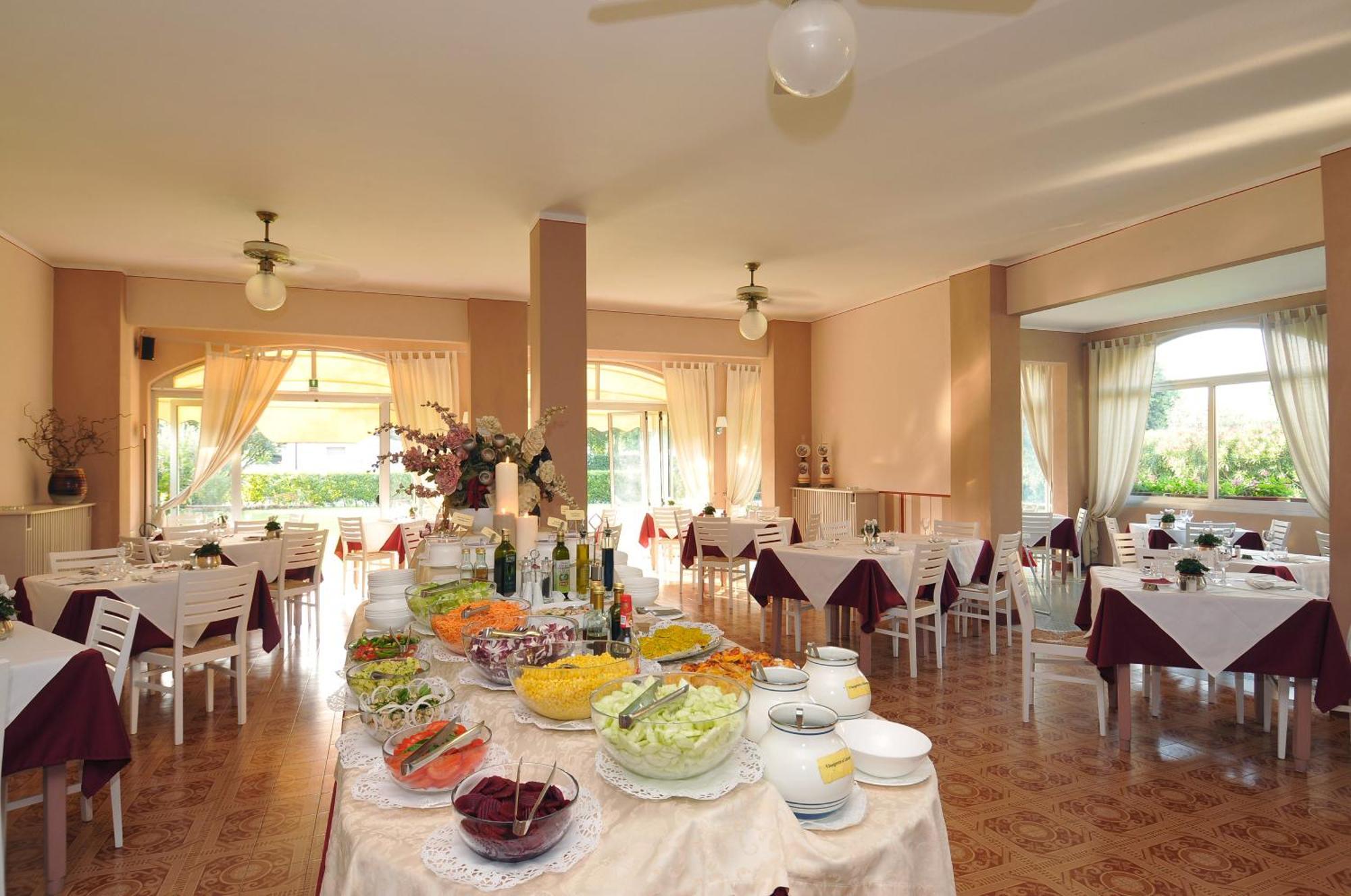 La Quiete Park Hotel Манерба дел Гарда Екстериор снимка