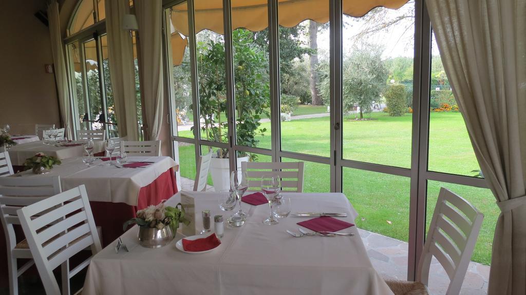 La Quiete Park Hotel Манерба дел Гарда Екстериор снимка